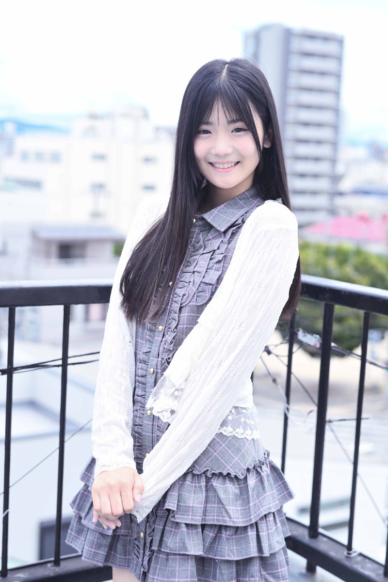 nacchishika's tweet photo. しおりん　　＃大阪モデル撮影会 ＃ポートレート @SHIORIakb8 https://t.co/OLgweW4skv