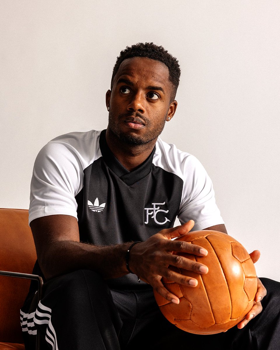 FulhamFC's tweet photo. Your new everyday uniform.

🔗 https://t.co/e4j8mmMozh https://t.co/y2GMs8W05R