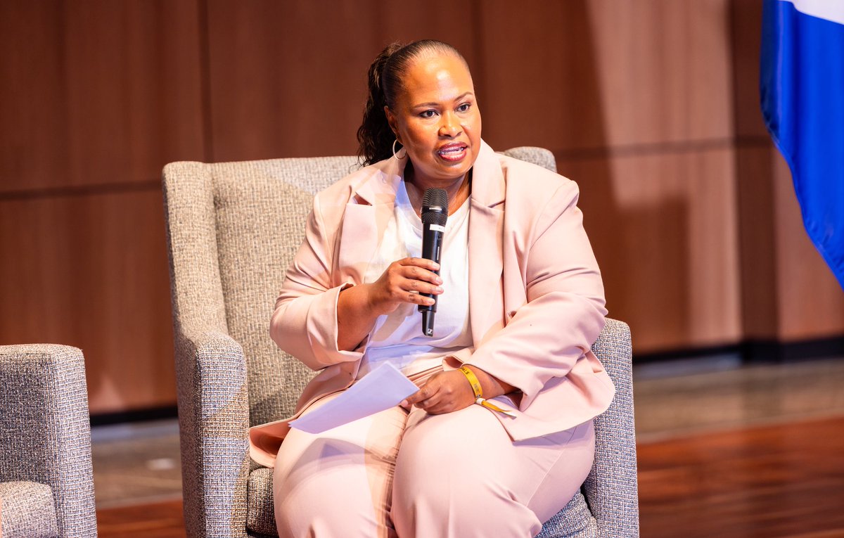 UniMpumalanga's tweet photo. Inaugural Nokuthula Simelane Memorial Lecture 

Part of the lecture was a thought-provoking panel discussion on “Reconciliation vs Accountability in South Africa, by Prof Helen Scanlon, Yasmin Sooka and Jaxx Amahle, who reflected on transitional justice and accountability. https://t.co/AlesszFdLI