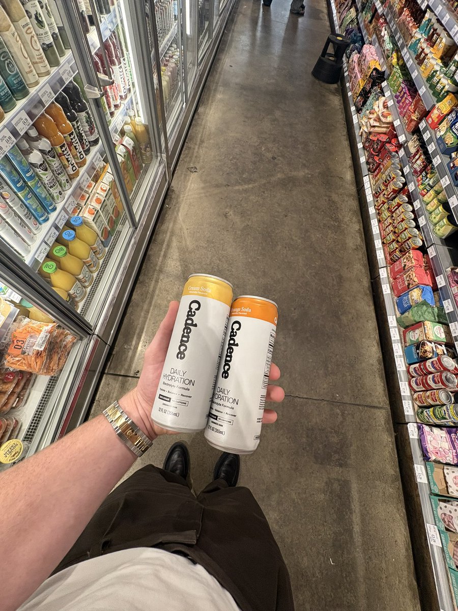 MRatcliffe_RB's tweet photo. 4:00PM pick me up here in Manchester as I head back to the office, 1 week out from Ironman Wales.

@RossMackay111 fueling next gen of UK entrepreneurs who love to do crazy shit. 🫡 https://t.co/xZtfWAvytk
