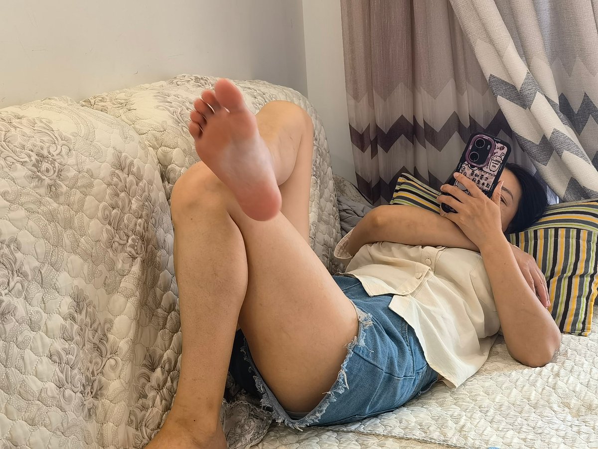 ldgn181259's tweet photo. 推友投稿，分享老婆，想被羞辱，找人开发。想联系的留下评论。接投稿，有绿帽僻，想分享女友老婆的私信联系。#投稿 #母狗 #反差 #曝光 #调教 #绿帽 #女友 https://t.co/YbmW8SFcjv