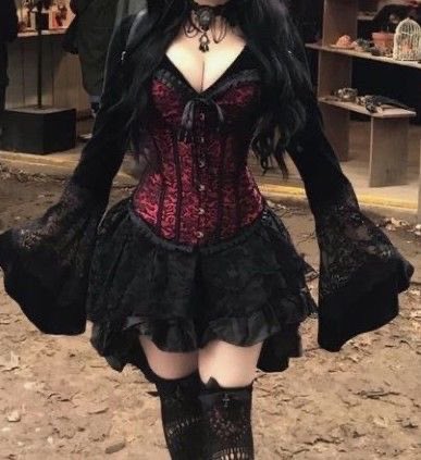 gothicornate_'s tweet photo. https://t.co/axK2sLxxow