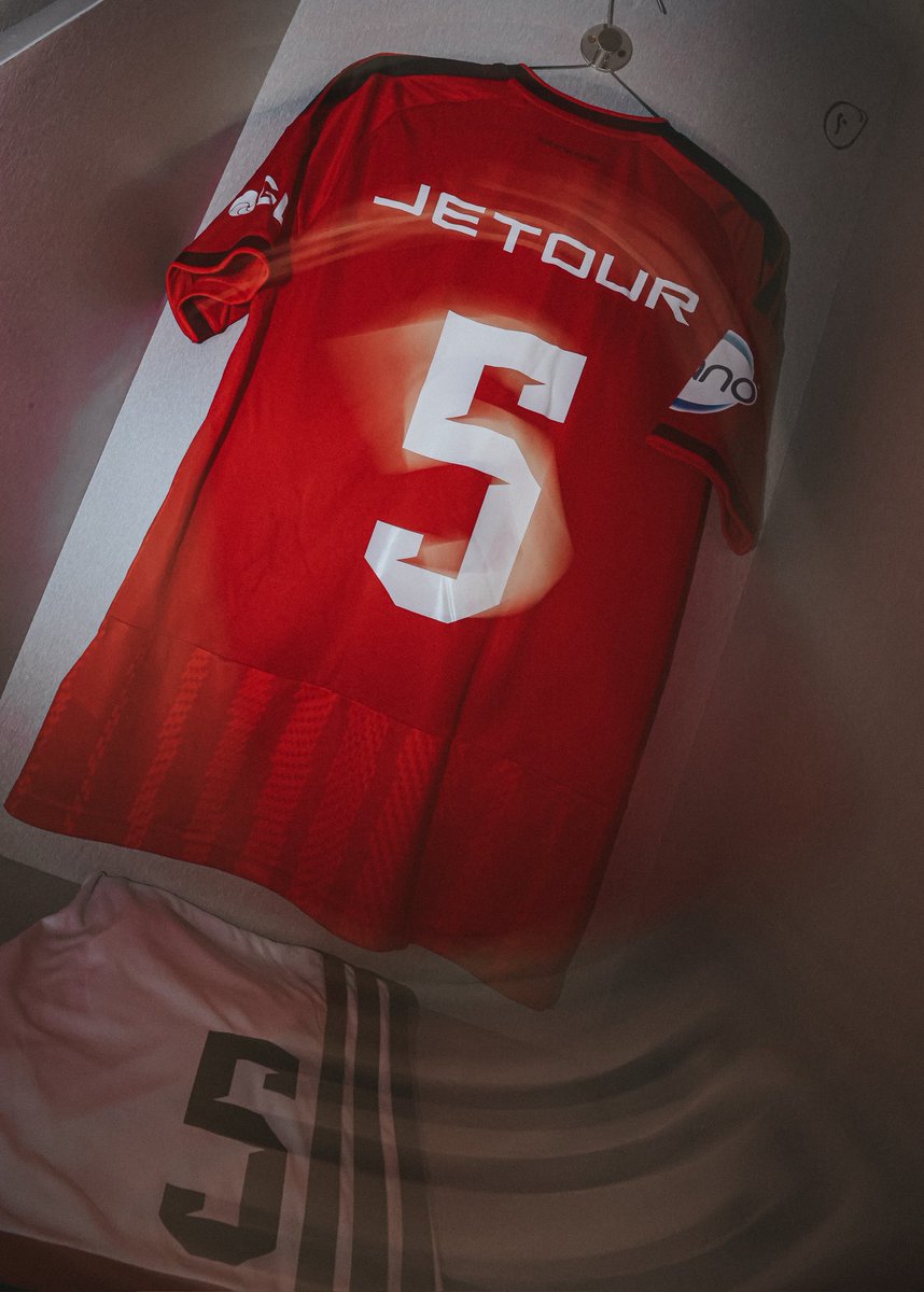 AlAhly's tweet photo. غرفة ملابس فريقنا 📸🦅 https://t.co/6Sk9MqTgOe