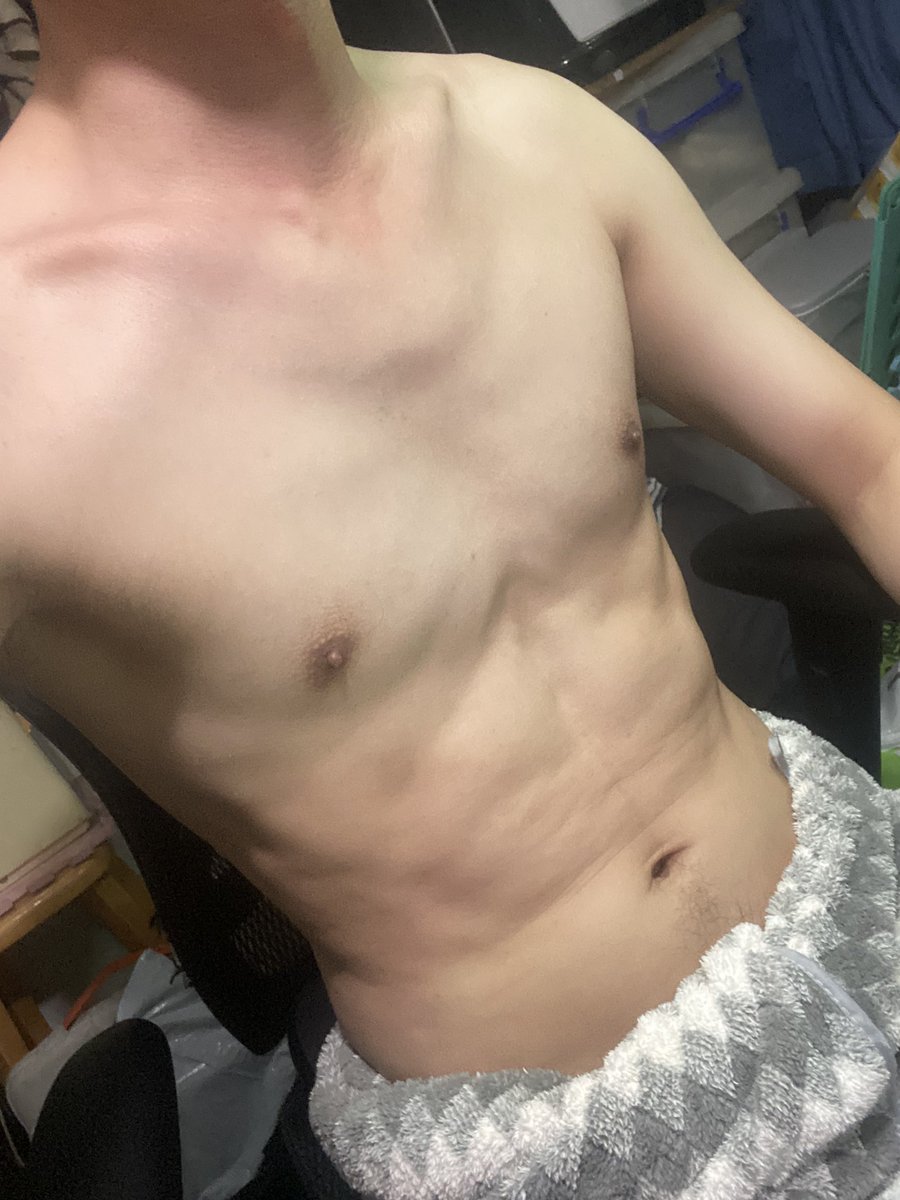 Andy1026542's tweet photo. 出浴 https://t.co/SwqEVk80kK