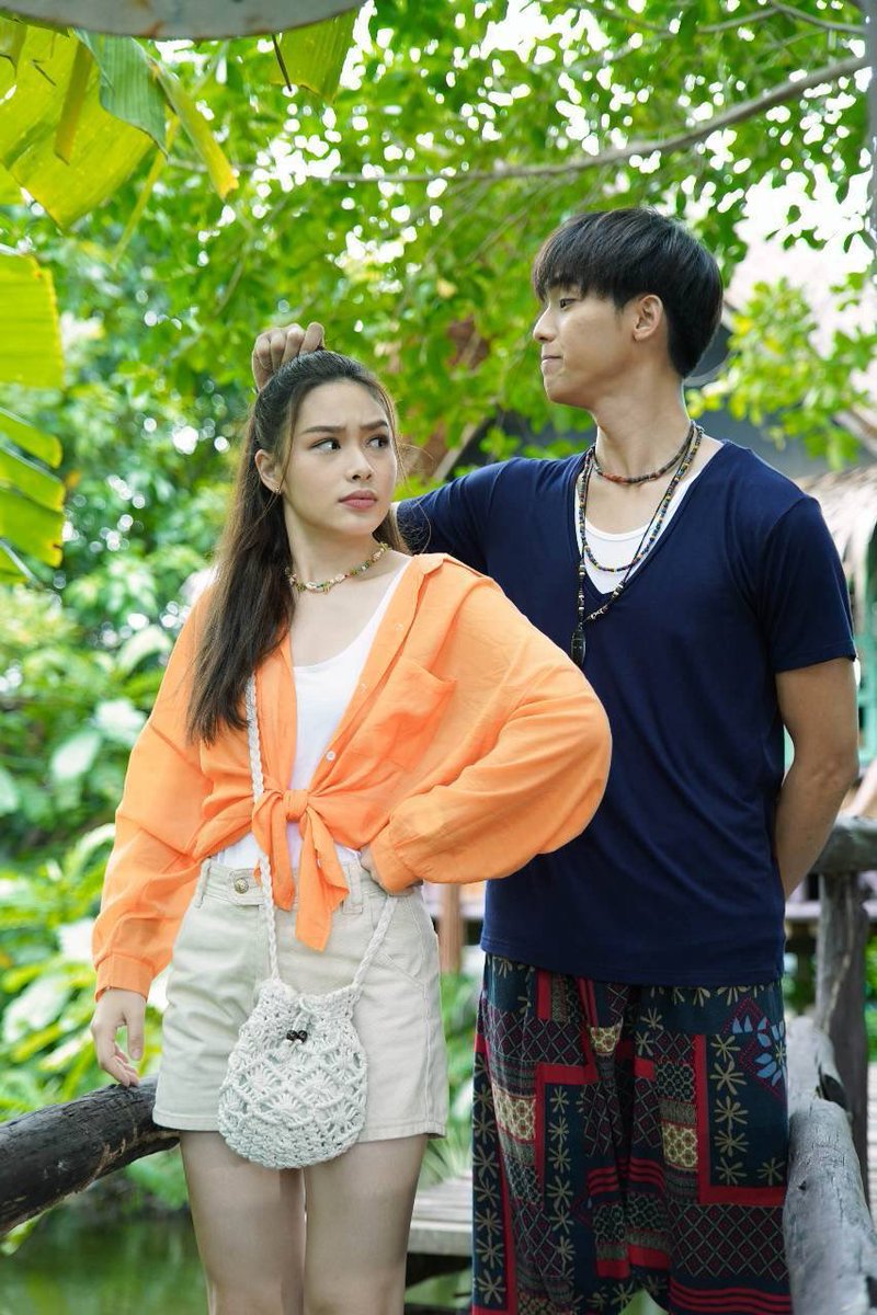 pingyangxnamfah's tweet photo. ความแสบเกิน 100 
ความน่ารัก 2/10 🤭
꒰ พี่ปลิว-ยี่หวา คู่หูแปดหลอดแห่งเกาะเลดาว ꒱

#อุบัติรักเกาะสวรรค์EP4

#ฟลุ๊คจ์พงศภัทร์ #FlukePongsapat
#น้ำฟ้าธัญญภัสร์ #namfah_thunyaphat https://t.co/0hbhtgtDcB