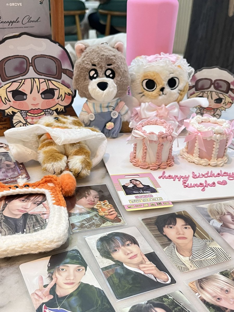 yeppiclt's tweet photo. 🥳💗💗
#성호의_청춘에_불을지펴줘
23 YEARS OF YEPPI
#HaveYeppifulDay
HAPPY BIRTHDAY SUNGHO
#ソンホという猫に出会えた奇跡 https://t.co/wKaptiC6SV