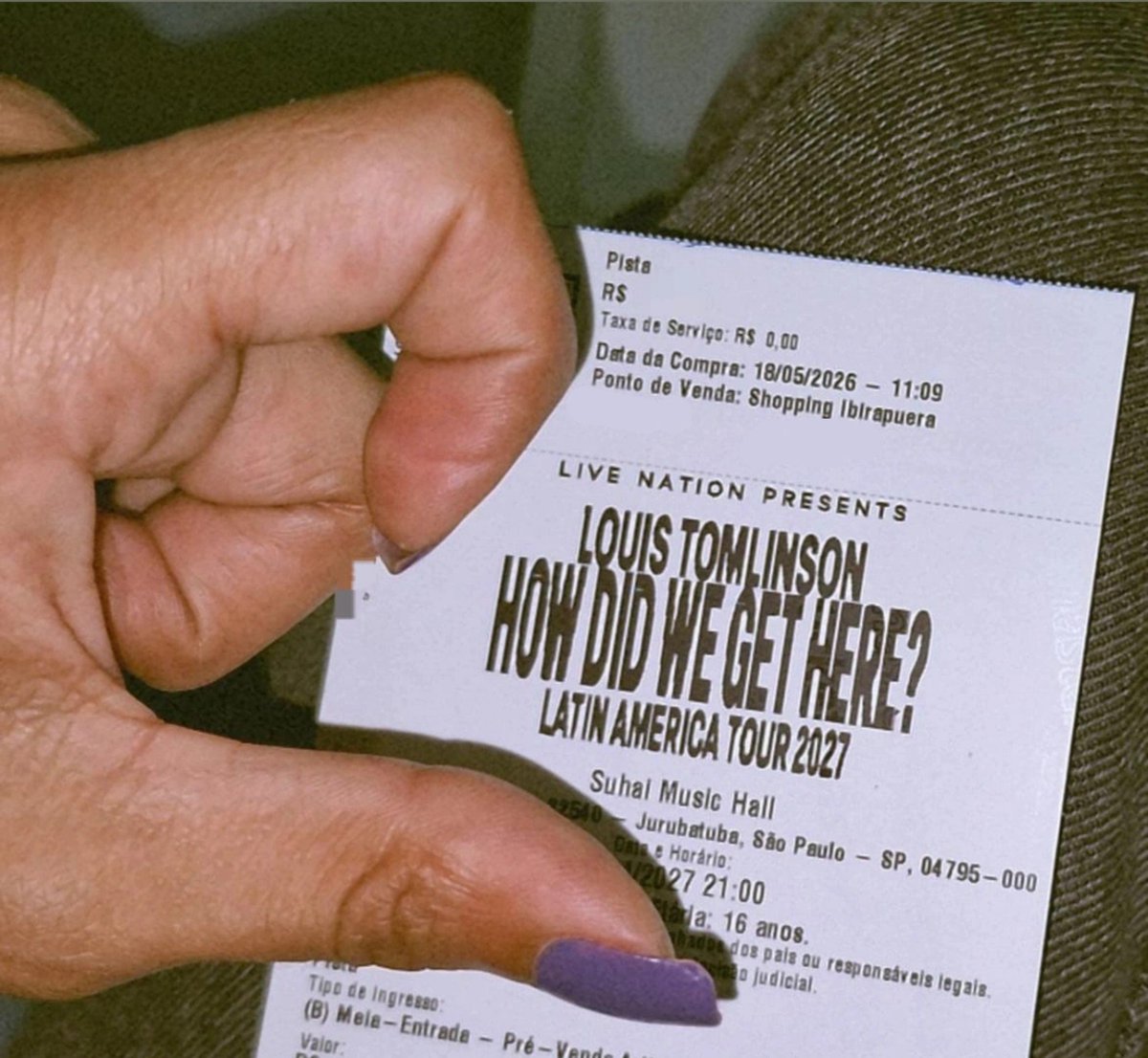 cataslouis's tweet photo. tenho um ingresso de sobra para o show do nosso amor @Louis_Tomlinson queria saber se eu fizer um sorteio vocês participam? Nao tenho intenção de vender, eu quero poder ajudar a realizar o sonho de alguém.

Comentem aqui o que vocês acham, se alguem tem ideia de sorteio? https://t.co/nQtVUl9p9Z