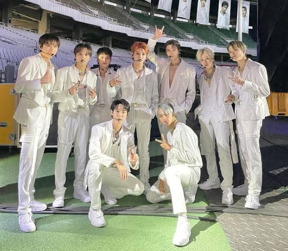 Silver_Star_DM's tweet photo. 🤭NCT 127 NEO CITY 콘서트 티켓 양도🤭

NEO CITY : SEOUL - THE REDLINE
엔씨티  엔시티

⏰ 26.09.18(금) 오후7시
FLOOR THE구역 입장 1N번대 (연번) (티포22)
6구역 12열(6구역맨앞) n번 (연석)  [티포22]
13구역 12열(13구역맨앞) n번 (연석) [티포19]

⏰ 26.09.19(토) 오후5시
LINE구역 입장번호 1N번대 (연번) [티포22]
9구역 12열(9구역맨앞) N번 (단석) [티포23]
7구역 13열 (7구역2번쨰열) n번 (연석) [티포23]

⏰ 26.09.20(일) 오후4시
FLOOR THE구역 입장번호 1N번대 (연번) [티포23]
7구역 13열 (7구역2번쨰열) n번 (연석) [티포23]
3구역 12열 (3구역맨앞) n번 (연석) [티포19]

GLOBAL 고객님 진행 ⭕️
English / 日本語 / 漢文⭕️
단석가능 ! 연석 가능 ! ✅
 아옮⭕️, 인증⭕️

💬모든문의 트위터DM 또는 프로필 옾챗주세용

#nct127 #nct #쟈니 #태용 #유타 #도영 #재현 #해찬 #정우 #SM #DM문의

~!