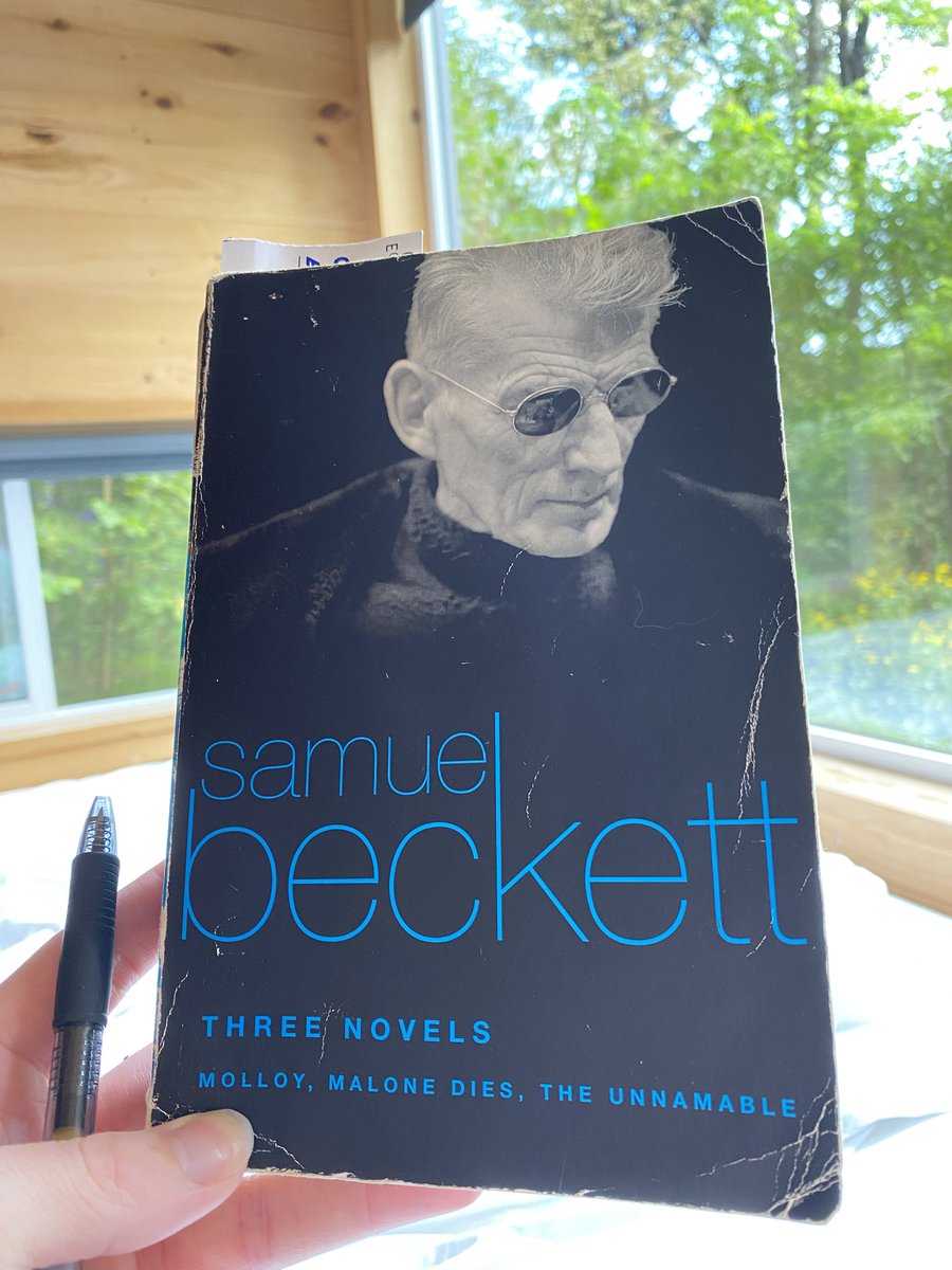 anindividuation's tweet photo. im in beautiful places reading harrowing novels https://t.co/T0RZTjkKCH