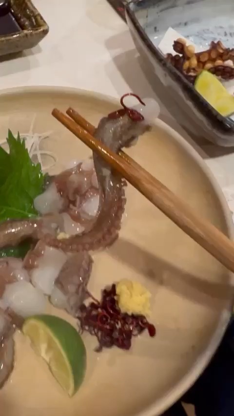 brunaus's tweet photo. 改めてご報告します。
複数の方からこちらの方から紹介を受けて成功したとご報告があったので私も実際に潜入して紹介を受けてみました
その結果昨日、本当に会うことができて成功しました。
なのでみなさんにも共有させて頂きます！
こちらの方は安心して心を委ねても大丈夫！と私が保証します！ https://t.co/WXNPn3otGH
