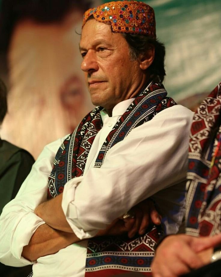 SaimaNa56370074's tweet photo. عمران خان کو رہا کرو!
ان کے خلاف تمام سیاسی کیسز ختم کرو۔
یہ ظ��م اب مزید نہیں چلے گا۔

#ستمبر_مزاحمت_عہد_ہمارا https://t.co/VbMRVi6XYZ