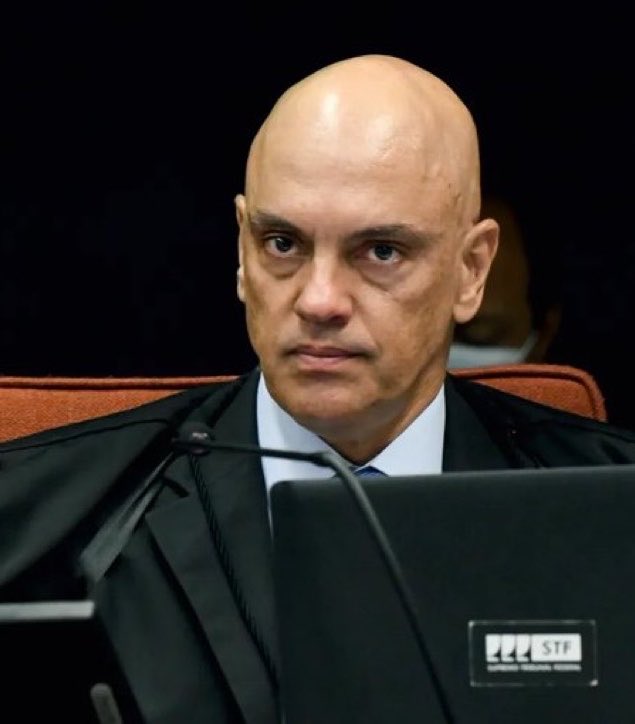 NewsLiberdade's tweet photo. 🚨URGENTE - Tudo indica que o plenário do STF vai anular as provas colhidas contra Moraes no escândalo do Banco Master https://t.co/gBeg0uuiNc