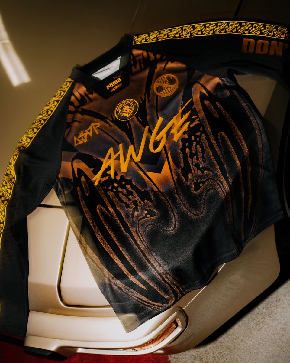 brfootball's tweet photo. Man City have collaborated with A$AP Rocky on a limited edition jersey ahead of his Don't Be Dumb Tour stop in Manchester this Saturday 🎶⚽ https://t.co/Whq5Xk0Igr