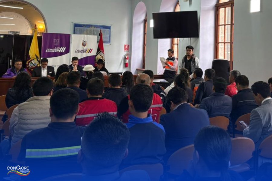 congope_ec's tweet photo. En Tungurahua, la articulación territorial fortalece la prevención. Como CONGOPE participamos en el COE Provincial junto al Gobierno Provincial, los GAD cantonales y las instituciones del Sistema Nacional de Gestión de Riesgos para coordinar acciones frente a posibles eventos asociados al fenómeno de El Niño.🌎

Seguimos fortaleciendo capacidades, identificando puntos críticos y acompañando técnicamente a los gobiernos provinciales para impulsar respuestas oportunas que protejan a la ciudadanía y a los territorios.💪

#LosGobiernosProvincialesSomosElEcuador #CONGOPE #UnSoloEcuador #PrevenciónConResultados #TerritoriosResilientes