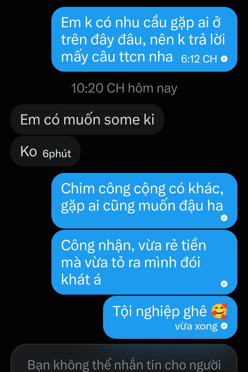 DeCoRaidenEi's tweet photo. Chắc ảnh dùng tinktrung làm thuốc nhỏ mắt nên nhìn ai cũng muốn bắn, thương ảnh🥺 https://t.co/QXP66SkqbV