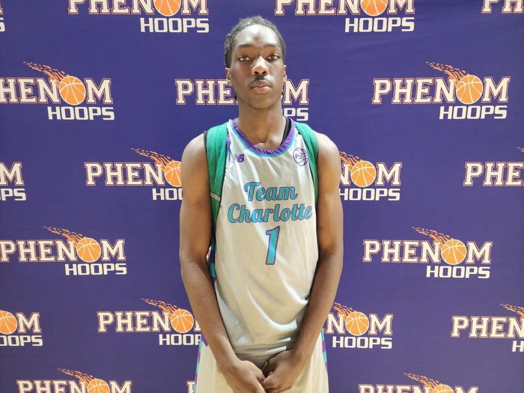 Phenom_Hoops tweet picture