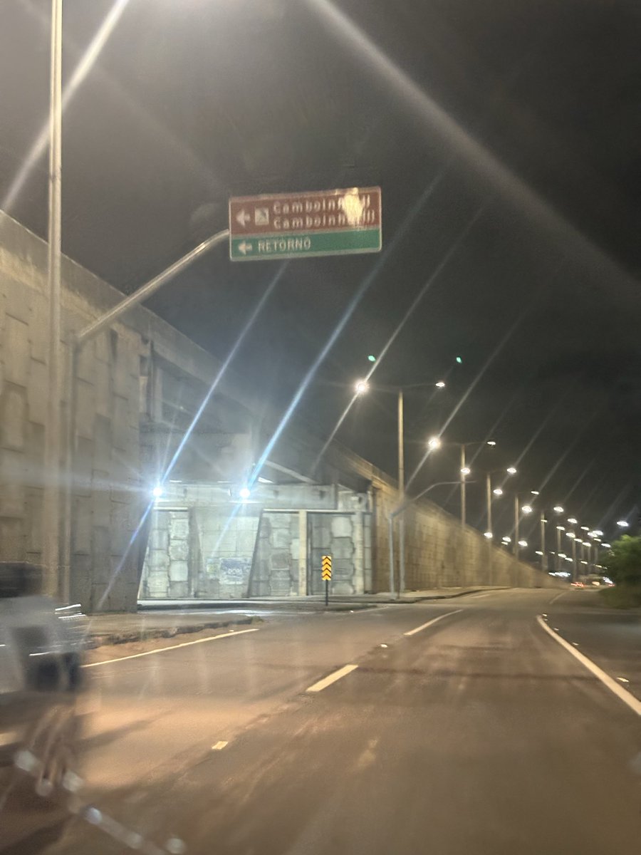 thomasevertton's tweet photo. É esse o lugar que dizem existir em todos os lugares? https://t.co/kFEUnYkqI0