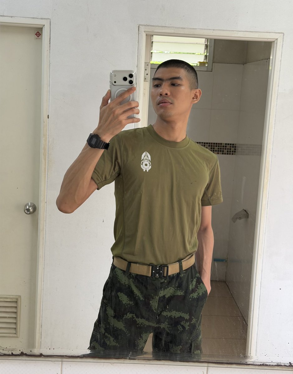 oozaas1234's tweet photo. ทบ.ดิวะ https://t.co/sMgu1ySNjn