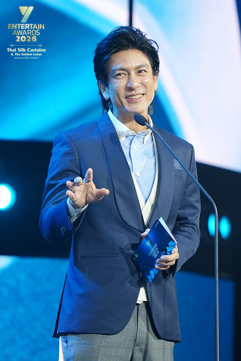 TikJesStand's tweet photo. พี่ติ๊กมารับเชิญเป็นผู้ประกาศรางวัล Y Entertain Awards 2026 ในคืนนี้ค่ะ พี่พระเอกหล่อมาก ยอมแพ้

#YentertainAwards2026
#Yent26atICONSIAM https://t.co/ifXaNiZIcP