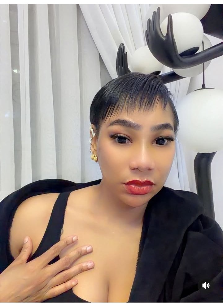 Edurrity's tweet photo. We can actually slow down our aging.
Spiritually or by cosmetics surgeries.
56 years old Nollywood Actress 😍👌 https://t.co/ZHW84OJtpJ