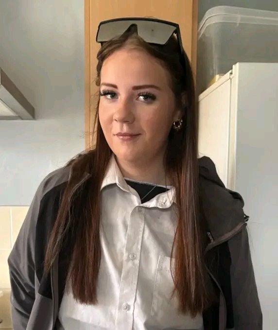 FreyjaBakke's tweet photo. MISSING: Have you seen Makayla and Ruby? 🚨 

Makayla, 15, and Ruby, 14, are missing from the East Dene and East Herringthorpe areas of Rotherham and are believed to be together.

Ruby was last seen at 2.35pm on Tuesday (1 September) and Makayla was last seen at 5pm the same day. They were both reported missing shortly after midnight on Wednesday.

Makayla is described as a white girl, 5ft 4ins tall, of a slim build, with long curly blonde hair. She was last seen wearing red jogging bottoms, a black top and flip flops.

Ruby is described as a white girl, 5ft 10ins tall, of a medium build, with long dark brown hair. She was last seen wearing black flares, a blue jumper, a black puffer Montirex coat, and black Nike sliders, with a cream handbag.

Officers are concerned for the pair’s welfare and are carrying out a number of enquiries to locate them.

Do you know where Makayla and Ruby are, or do you have information that could help us find them?

If you can help, please get in touch online or by calling 101, quoting incident number 8 of 2 September 2026
#Rotherham 
#Missing