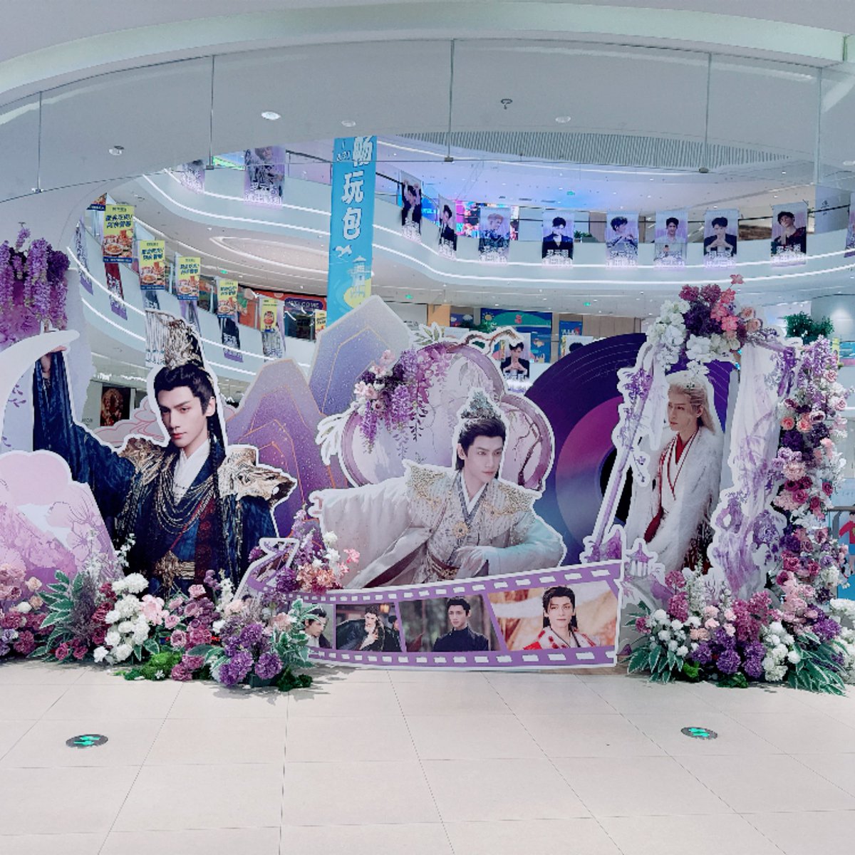 wxiao00520's tweet photo. 뚠뚠 당려사도 만나고💜
하트 라우니까지 (가까이 가서 보면 모공이 보일정도로 고화질로 제작되었음) https://t.co/CIKDcEvGkG