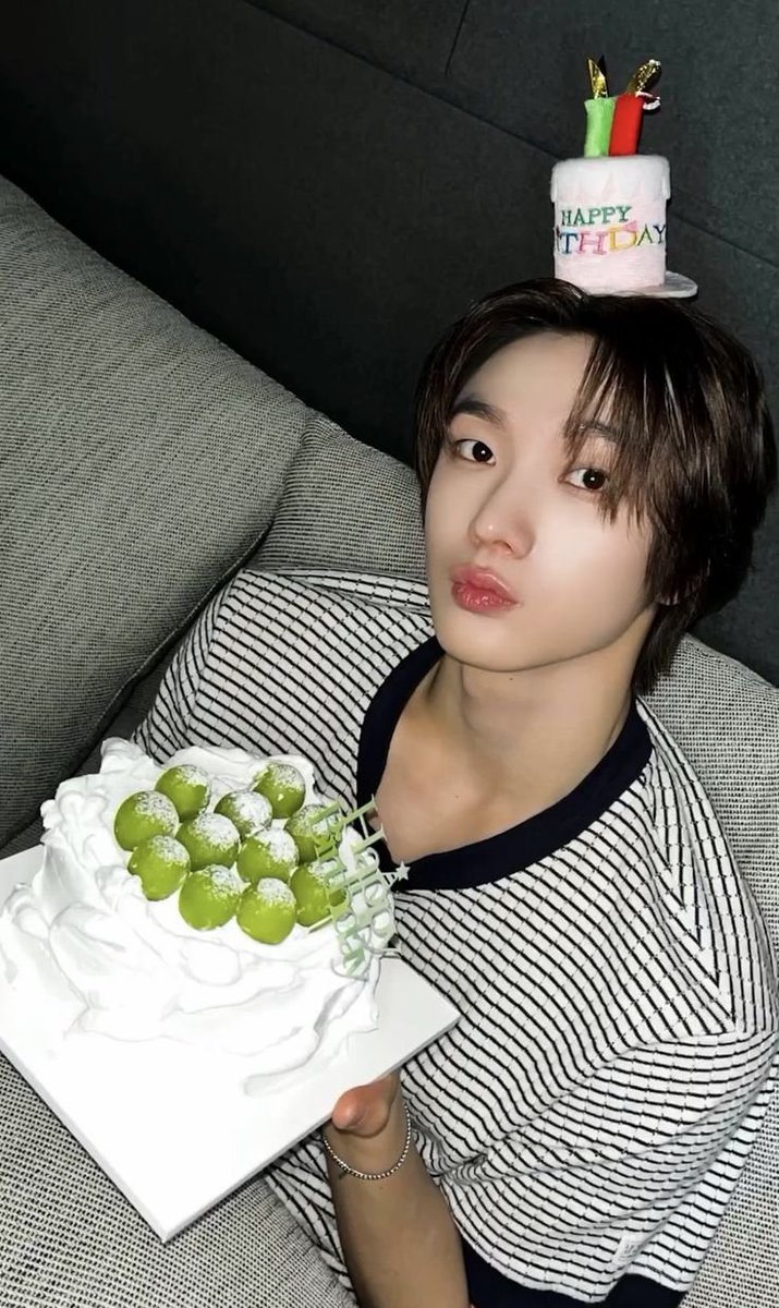 Bndbase_'s tweet photo. Happy 23rd birthday to SUNGHO 🎂 

#성호의_청춘에_불을지펴줘
23 YEARS OF YEPPI
#HaveYeppifulDay
HAPPY BIRTHDAY SUNGHO
#ソンホという猫に出会えた奇跡 https://t.co/FPGbLJTSEF