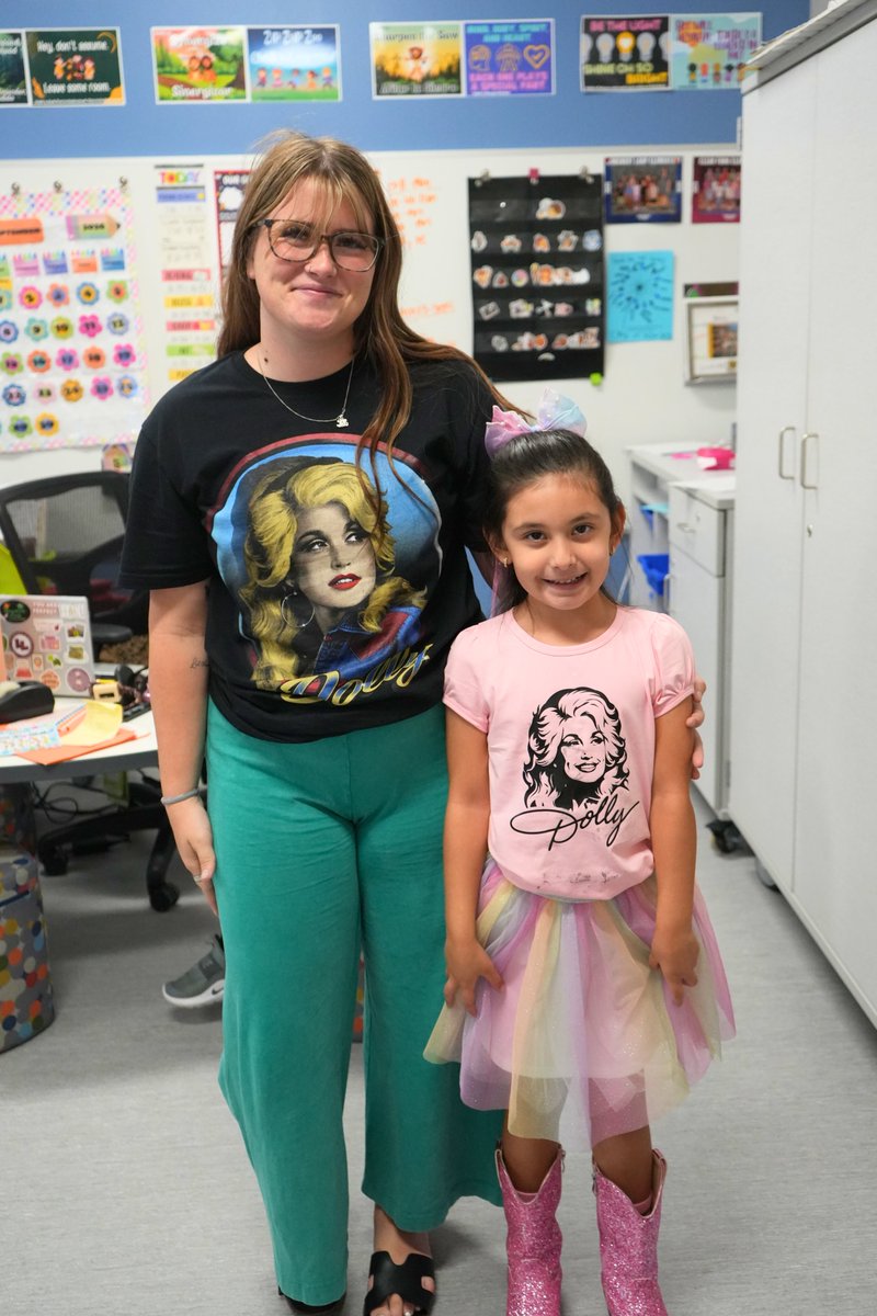 LockhartISD's tweet photo. ๐โจ Our BLE Lions are reading from 9 to 5 (and beyond!) ๐๐ถ To celebrate Dolly Partonโs love of reading, our Lions are rocking pink, sparkles, and boots while reading, reading, reading toward their AR goals! ๐ข๐ฉท๐ As Dolly says, every book is a treasure! #LockedInForLockhart https://t.co/ASWqku2zac