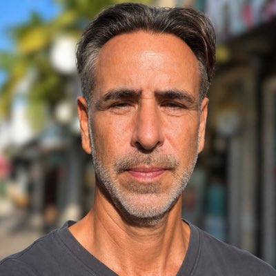 MasDineroo's tweet photo. #NuevaFotoDePerfil https://t.co/xG086mGKJs