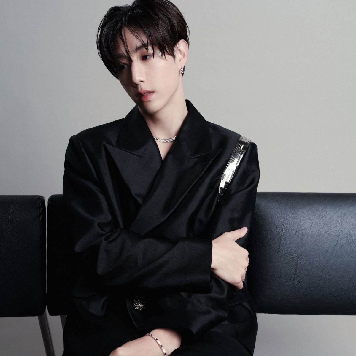 TheePopCore's tweet photo. Happy 33rd birthday to the incredibly talented, handsome, kind, humble, fashion icon, heartthrob and lovable Mark Tuan of GOT7! https://t.co/I7Lk4JMUkc