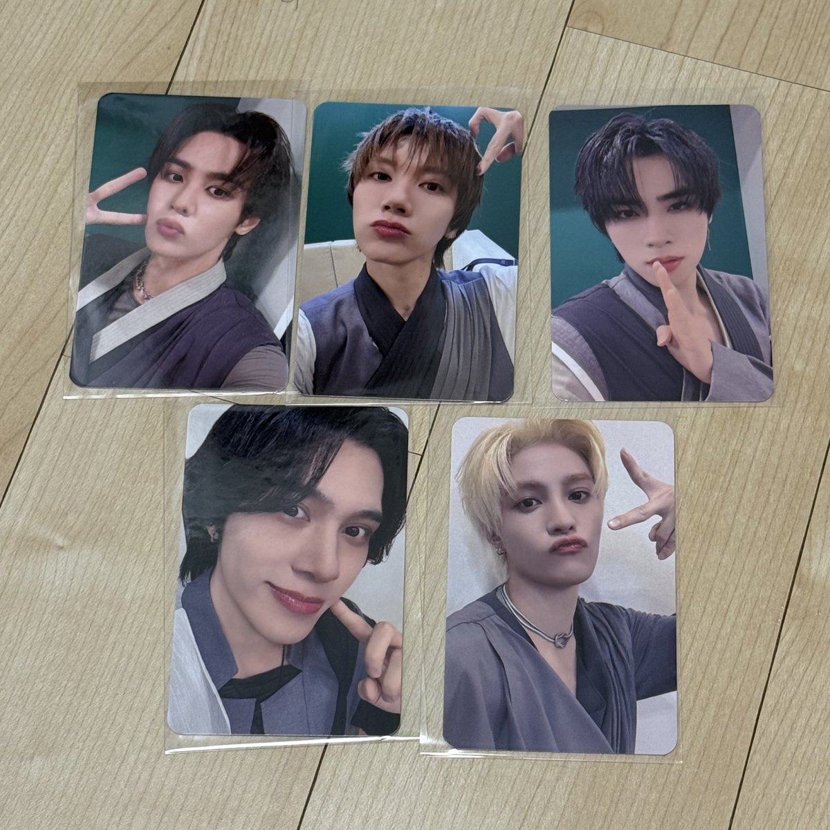 ticckket_ch's tweet photo. 웨이션브이 WayV Vision Wings photobook 포토북 미개봉 앨범 미공포 포카 메이크스타 케타포 판매 양도

album 1set(2ea) 0.6
pc 1set 3.0
on hand⭕️
bulk⭕️ discount
https://t.co/1tGv6Fa343

WayV 쿤 텐 샤오쥔 헨드리 양양 kun ten xiaojun hendery yangyang unopened sealed album https://t.co/SaycqwwQnE
