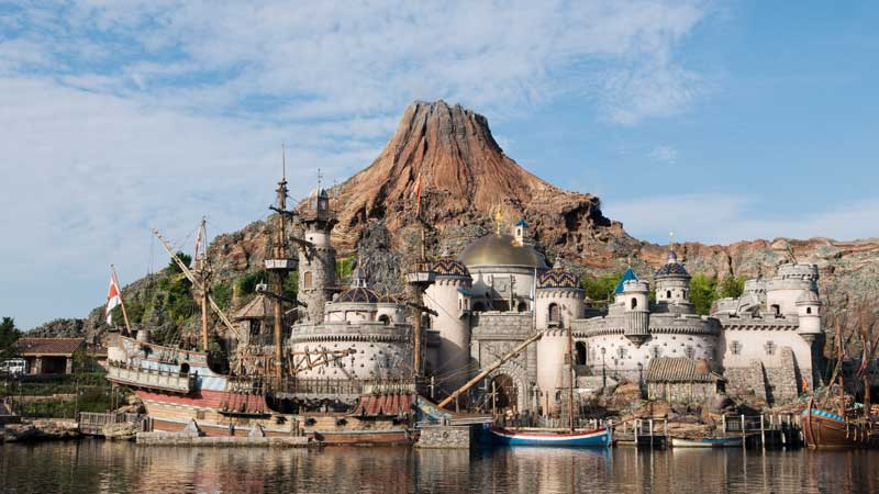 disneydb23's tweet photo. 2026年9月4日、東京ディズニーシーが開園25周年を迎えました。

メディテレーニアンハーバーのエリア記事および施設記事を更新しました。
https://t.co/j3ikKpKRYo
https://t.co/tT160uoSGH https://t.co/T7aqdRv61i