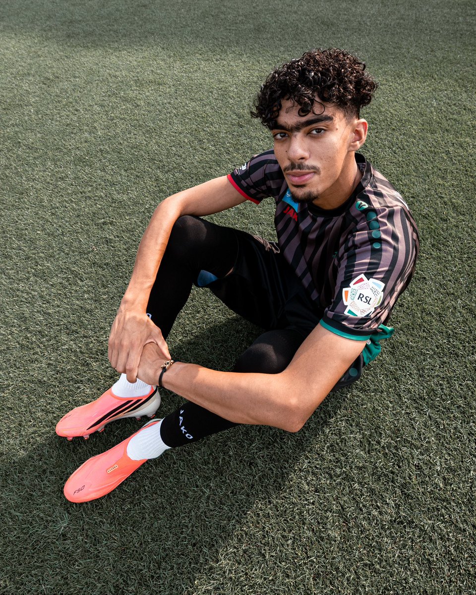 ReNgo_Sport's tweet photo. طقم الاتفاق الثالث 🔥 https://t.co/iHhr3r3mz5