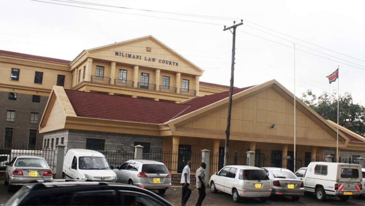 ntvkenya's tweet photo. Veterinary practitioners sue SRC and county governments over salaries, allowances 

https://t.co/gybRtKrqnA https://t.co/B5YSqlK7YM