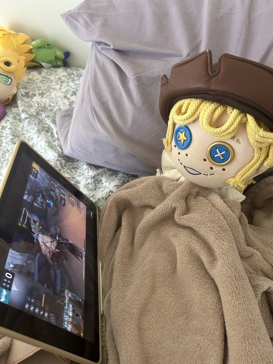 mikemortoomf's tweet photo. whenever i see my mike plush i feel myself becoming more calm and joyful . ily mike ❤️❤️ https://t.co/IGeH0lvMum