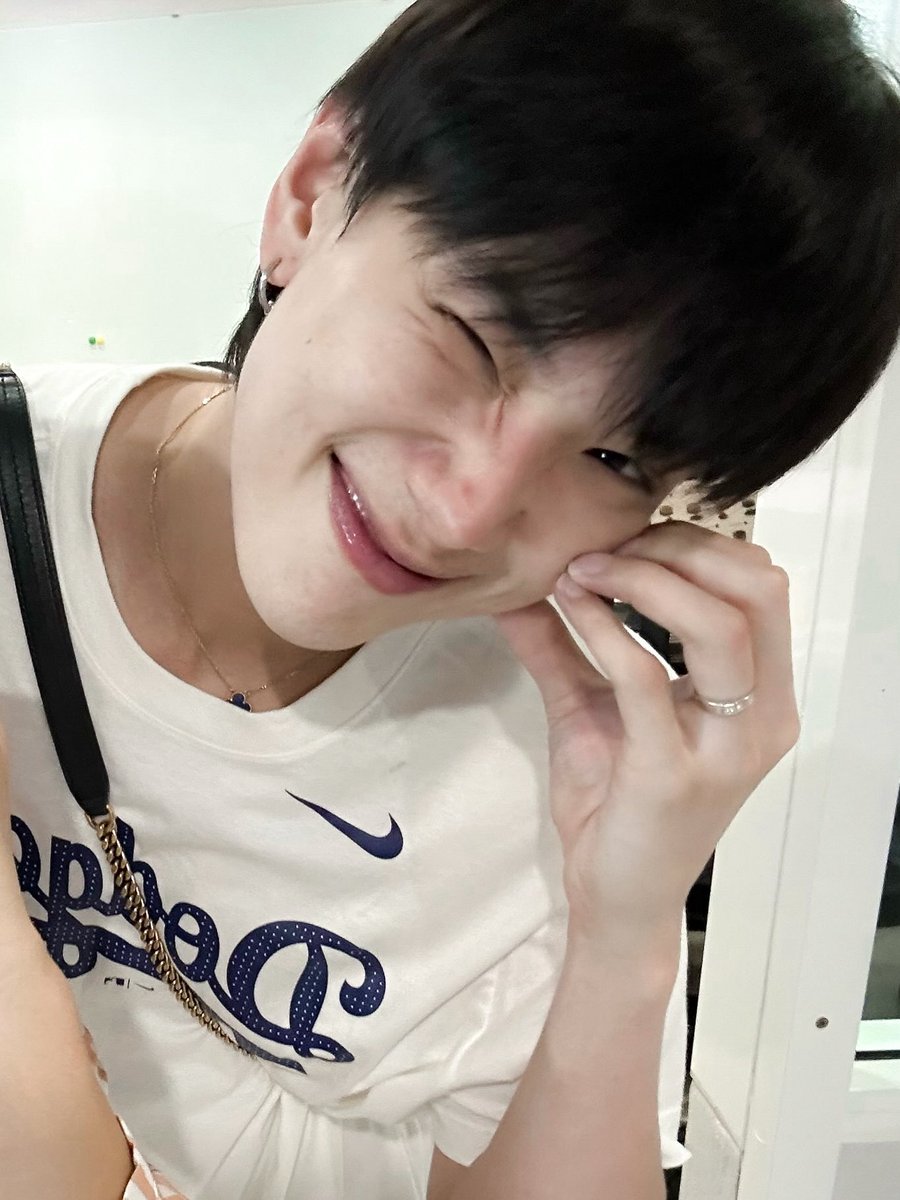 ccactusbby's tweet photo. เมมเต็มละ หนักแก้มมาก, ߹ ᯅ ߹ 🤲🏻

#ต้าห์อู๋ #DAOU #oueiija @oueiija
© kken_t https://t.co/vHmaYm3uyi