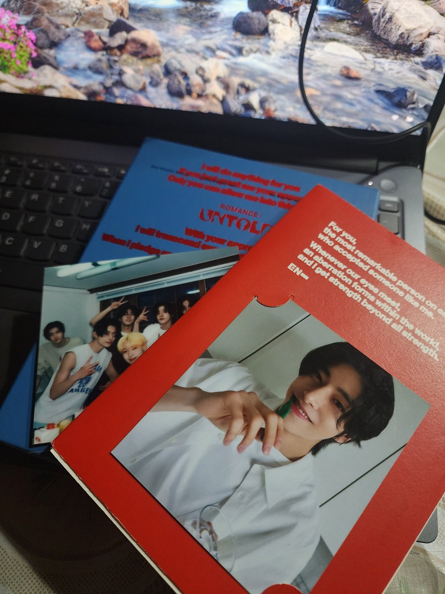 z_rxnxx's tweet photo. ☾⋆₊˚ haul ♡ #inari_mails

Late post!! > <

𓂃 ࣪˖ ִֶָ𐀔 thank you atee @Cuevas0205 .ᐟ.ᐟ 
got my albums safely 🫶 super secured ng packaging and ang cute ng freebies huhu 🥹 ୨୧ ₊˚ https://t.co/SFJiAGxiH9