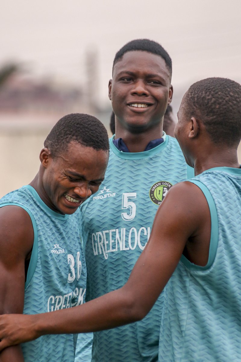 GreenLockFC's tweet photo. 📸 The snaps can tell you about a fire session 🔥
NEXT UP, Ojodu City
#GreenLockFC #TrainingSession https://t.co/NjuyzuzpbK
