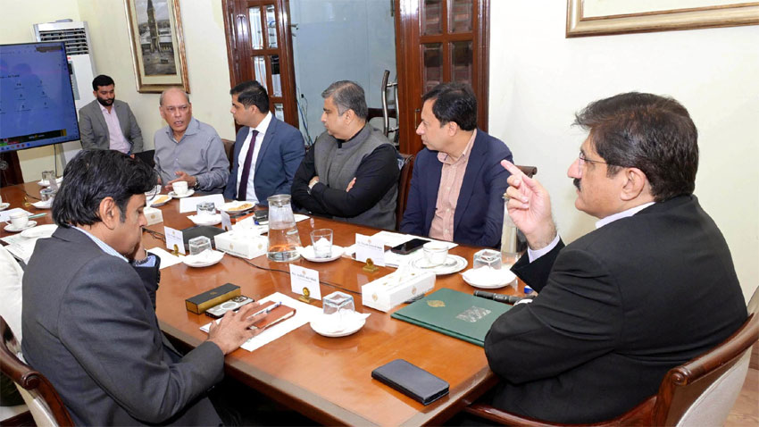 RadioPakistan's tweet photo. A high-level meeting, chaired by Sindh Chief Minister Syed Murad Ali Shah in Karachi today, reviewed progress on under-construction 600-bed modern hospital in Larkana
@MuradAliShahPPP @SindhCMHouse @SindhGovtPk 
#RadioPakistan #News #HealthFacility 
https://t.co/hm9ibov4Cf https://t.co/AJRAnEyJ5d