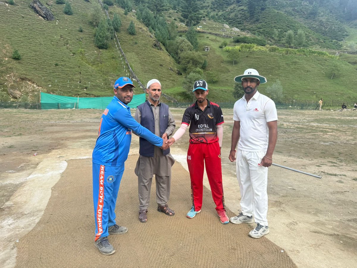 mirshabir568024's tweet photo. 🔥Machhal Premier League 2026 3rd Round! 🏏
Royal Cricket Club (Machhal) put up a strong 157/8 in 15 overs before bowling out Dream Boys Pushwari for 130 in 15 overs securing a hard-fought 27-run victory!
#MPL2026 #MachhalPremierLeague #CricketFever #MachilValley
#Kupwara 🇮🇳 https://t.co/YVkb5wpXOs