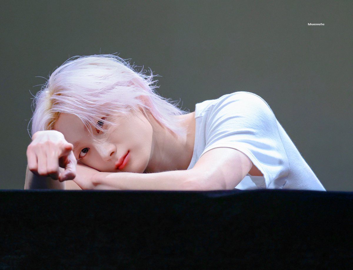 bluenote_sh's tweet photo. HAPPY SUNGHO DAY

#성호의_청춘에_불을지펴줘 
#HaveYeppifulDay 
#ソンホという猫に出会えた奇跡 https://t.co/EYiZ0SLIJu