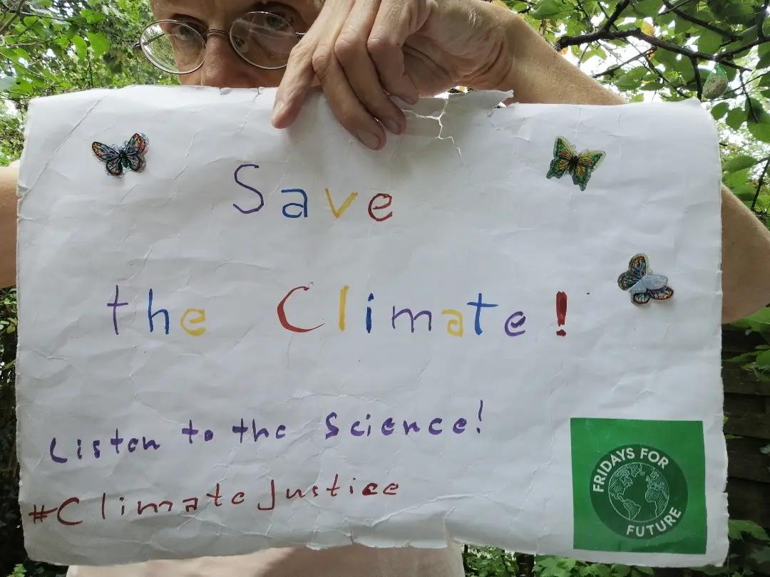 stamberg_e96884's tweet photo. #ClimateStrike Week 361
#FightFor1Point5 Week 296
THERE'S NO PLANET B!
❤️ ☮️ 🌍 🌏 🌎 💧 🌳 🌱 🌿 🌺 🌼 🏵️ 🌻 🌞 🦋
#FreePalestine🇵🇸 #FreeCongo 🇨🇩 #FreeSudan 🇾🇪#ClimateActionNow #ListenToTheScience #PeopleNotProfit #EndClimateImperialism #twiff #FFFMapSolidarity https://t.co/9xBXImzFW1