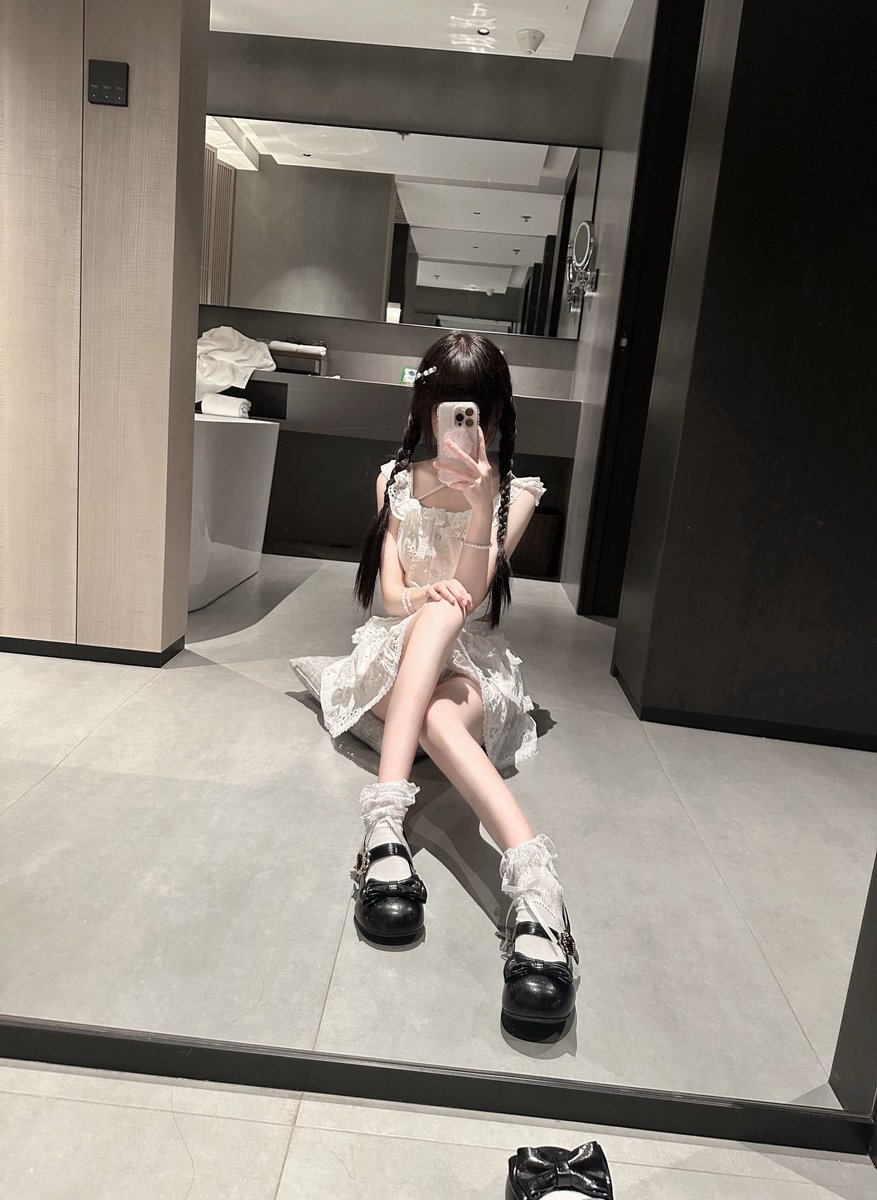 txiao1111's tweet photo. 好想撒撒娇就能得到一切 https://t.co/gvP6Ghapcd