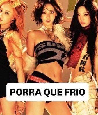 aesparock's tweet photo. ela é tão brasileira de alma que até recriou o meme https://t.co/6e3L4qNckt
