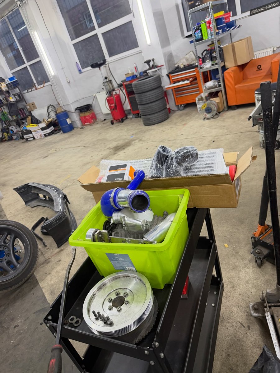 GabrielBendolph's tweet photo. My “Training Car” got a bit more boost. We stayed up nights wiring it with @kubkobarna, but it missed the first test because hoses kept blowing off. It’s going to be interesting. https://t.co/hAwSgs6w32