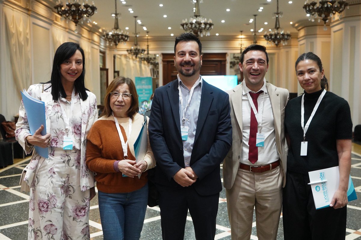 figueroamatias_'s tweet photo. Rosario recibe a Directores de los Registros de la Propiedad Inmueble de todo el país 🇦🇷

Ya comenzó la LXVIII Reunión Nacional, un espacio de intercambio y trabajo conjunto para abordar los desafíos actuales de la actividad registral.

📍 Bolsa de Comercio de Rosario https://t.co/zZQt6T9Nhz
