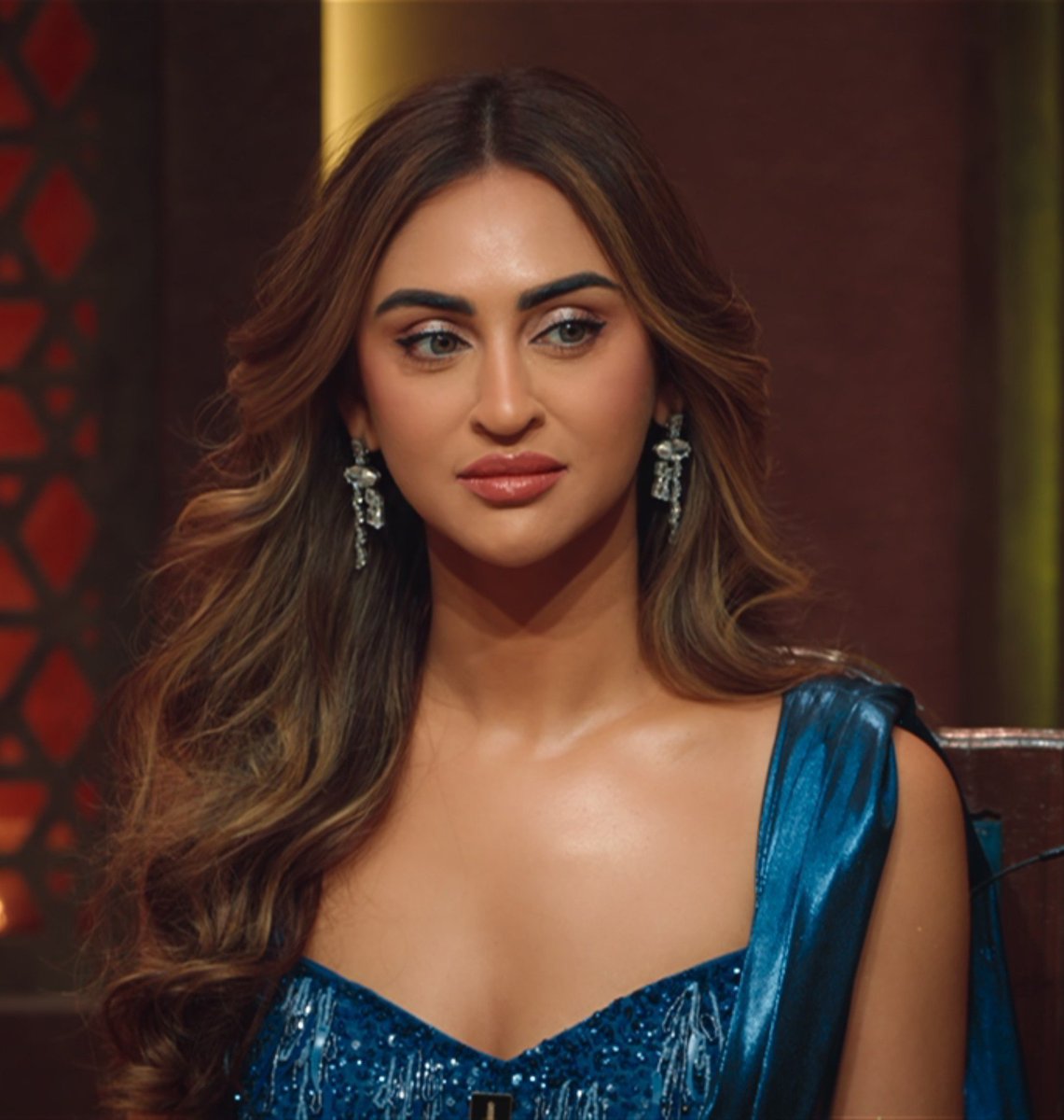 secret_cloudsss's tweet photo. The way Krystle managed her game after Parul took her name deserves SO much appreciation. She knew she had a target on her back, yet never let the pressure shake her. She played smart, stayed composed & stayed loyal to her co-traitors till the very end. She navigated the chaos, protected her people as much as she can & made it to the finale. And after ALL that, she didn’t just make it to the end  SHE TOOK THE FUCKING TITLE!
