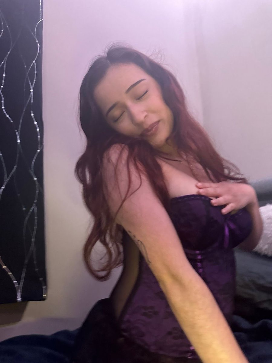 prinxessris's tweet photo. who’s down for my show only reply to Ft or menu 

#findom #dmvfreaks #norfolkfreaks #757freaks #sellingcontent #DmvFreaks https://t.co/jy8KMCRHGC
