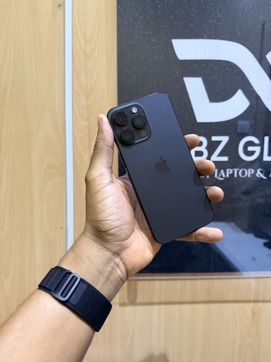 dabz_global's tweet photo. Deal‼️clean iPhone 15 pro max 256gb with 88% battery capacity! Screen and all parts are excellent! Face ID works great! Physical+ eSIM 

Price: N820,000

Account: 5317045468 Dabz global biz ventures  Moniepoint 

Payment on deals are binding! We will not refund or repost, if you have “changed your mind”. We will refund/ come to an agreement according to your wish, if the description of what we posted is different from what you received.  Please be sure you want this before payment. RESPECT THE PROCESS‼️    

Nationwide Delivery 🚚📦