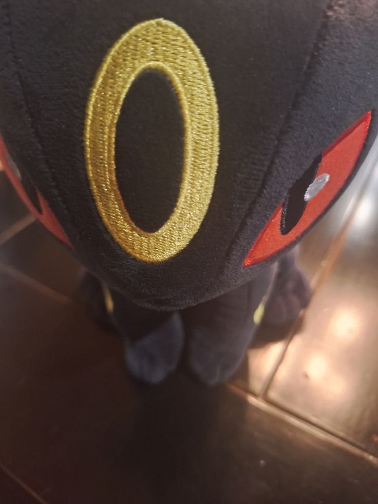 Acervoumbreon's tweet photo. @PsychoPitou Ele não podia ficar fora da festa https://t.co/wMqbGAy3vh